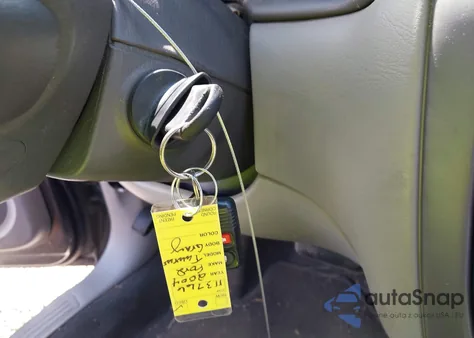 2004 Ford Taurus Ses z USA, uszkodzony, nr VIN 1FAFP55U54G113766